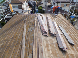 千葉県木更津市　外壁塗装　屋根カバー工法　棟板金撤去